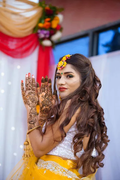 Mehandi Photo